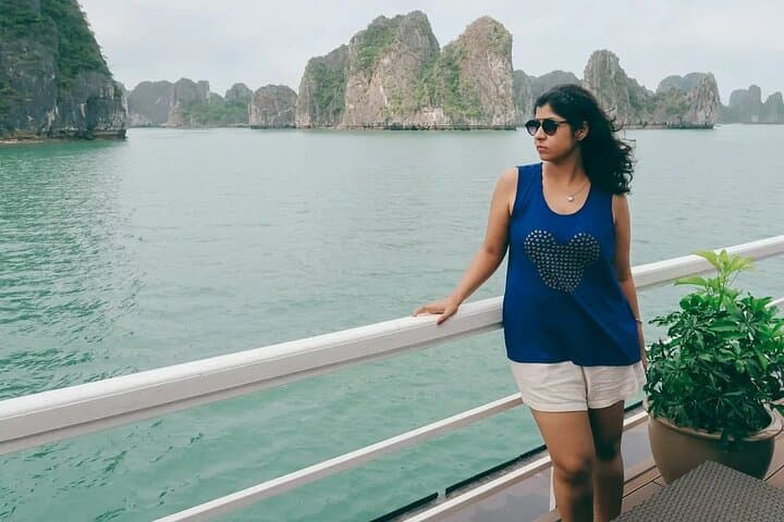 9-Day Northern Vietnam & Luang Prabang: Ha Long Bay Cruise, Ninh Binh and Mekong Cultural Journey photo 2