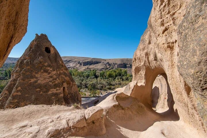 Green Tour & Ihlara Valley Trek: Derinkuyu Underground City, Belisirma Lunch & Selime Cathedral