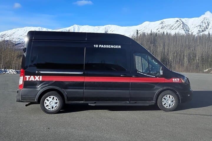 Private Juneau Sightseeing Tour — Mendenhall Glacier, Rainforest Trails & Tlingit Culture photo 3