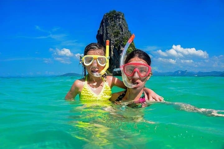 Krabi 4-Island Longtail Boat Tour: Railay, Chicken, Poda & Tup with Lunch photo 2