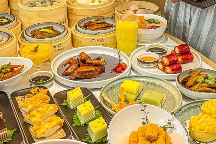 Guangzhou Cultural Highlights Day Tour — Private Car with East‑West Perspective photo 4