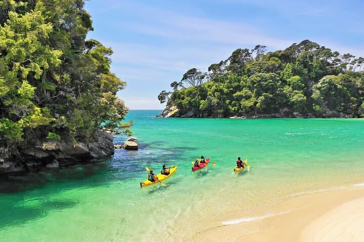 Abel Tasman 3-Day Guided Kayak and Coastal Walk from Nelson