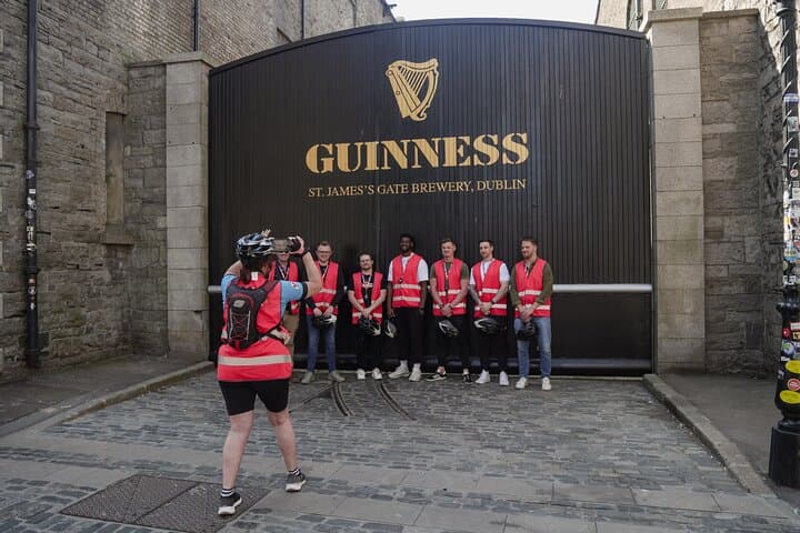 Electric Bike Tour Through Historic Dublin: 2.5-Hour Guided City Ride photo 2