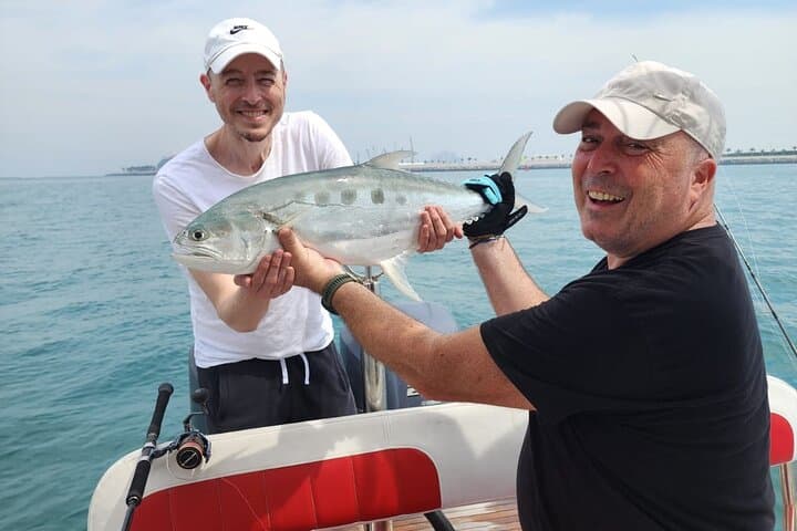 Deep Sea Fishing Adventure in Dubai — 4-Hour Shared Trip for Kingfish & Snapper