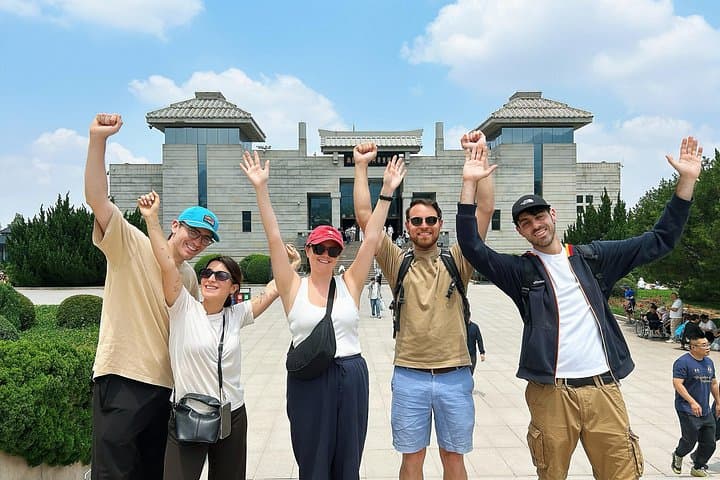 Xi'an 2-Day Private Tour: Terracotta Army, City Wall & Muslim Quarter Highlights photo 1