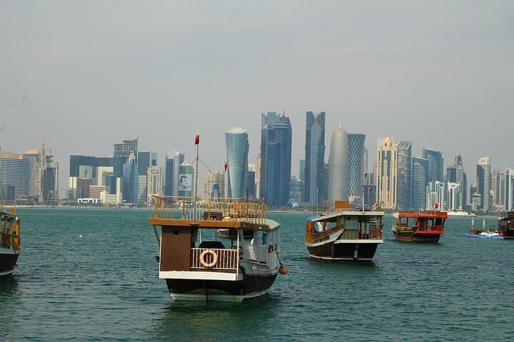 Doha Dhow Cruise: Evening Arabic Dhow Boat Tour on the Corniche