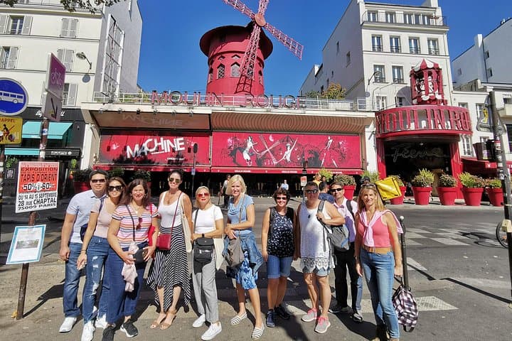 Montmartre's Artistic Soul: Charming Village Walking Tour (90 minutes) photo 1
