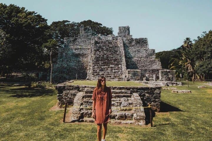 El Meco Guided Tour in Cancún: Archaeology, Tequila Tasting & Shopping
