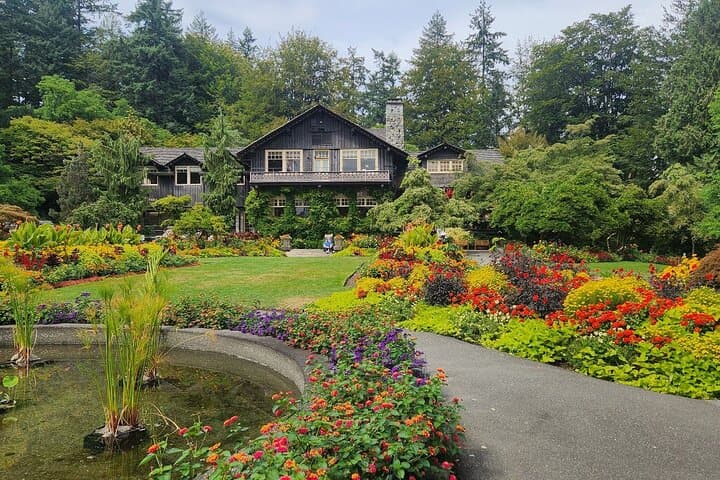 Stanley Park Highlights: 2.5-Hour Walking Tour of Seawall, Totems & Beaver Lake photo 3