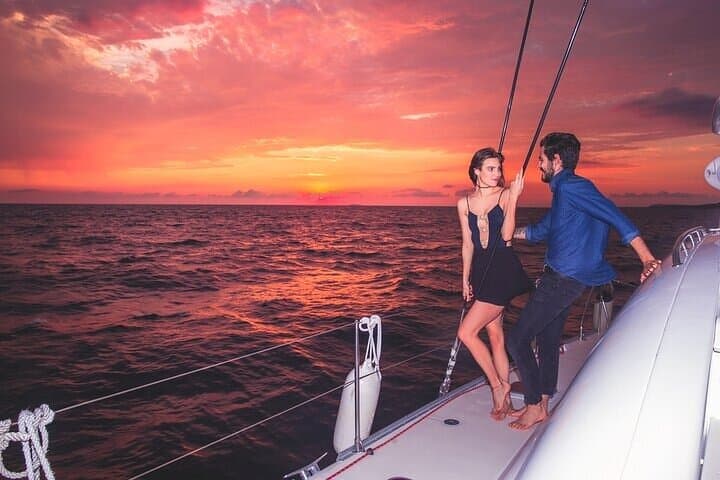 Sunset Catamaran Cruise Puerto Morelos Open Bar & Gourmet Snacks