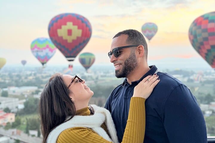 Sunrise Hot-Air Balloon Over Teotihuacán: Mexico City Pickup & Buffet Breakfast photo 2