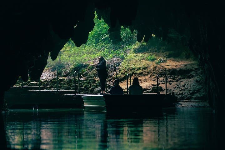 Rotorua and Waitomo Day Trip from Auckland: Geysers, Māori Culture & Glowworm Caves photo 4