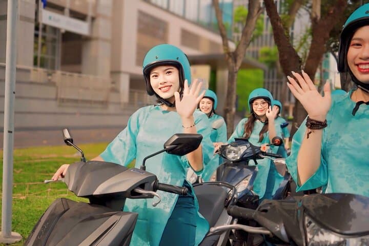 Saigon After Dark: Motorbike Street Food Tour Through Districts 1 & 3 photo 2