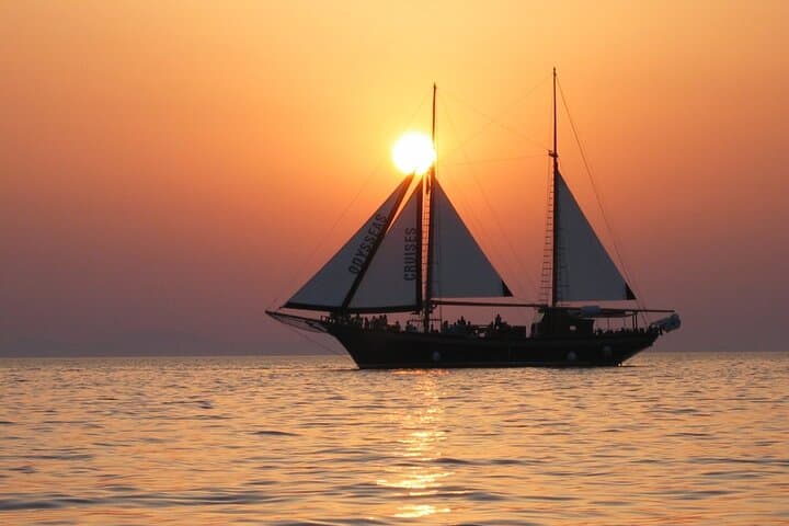 Santorini Sunset Cruise: Caldera Sail, Hot Springs & Volcano Visit photo 2