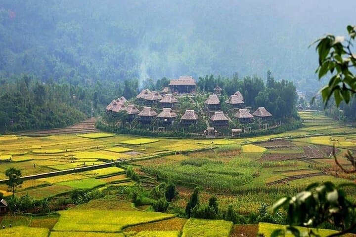 Hanoi to Mai Chau 2-Day Biking & Homestay Adventure photo 4