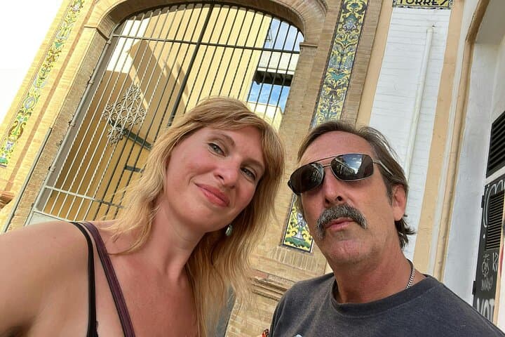 Seville Legends Uncovered: Self-Guided City Quest with Questo photo 2