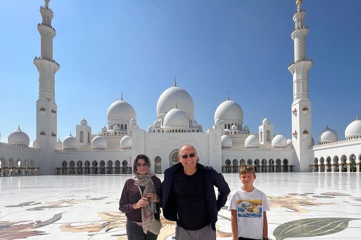 Abu Dhabi Layover Sightseeing: Sheikh Zayed, Emirates Palace & Heritage Village in One Day photo 4