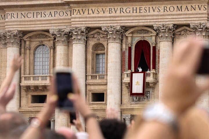 Papal Audience and Vatican Museums Tour: See the Pope, Sistine Chapel & Raphael Rooms photo 3