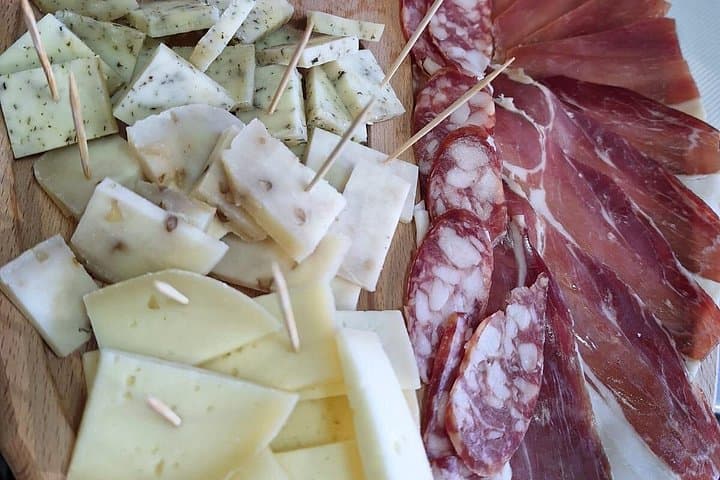Kotor Old Town Tasting Tour: 9 Local Flavors & Artisan Souvenirs photo 5