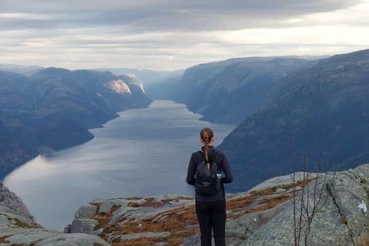Hidden Nature Trail to Preikestolen — Quiet Hike Above Lysefjorden photo 6