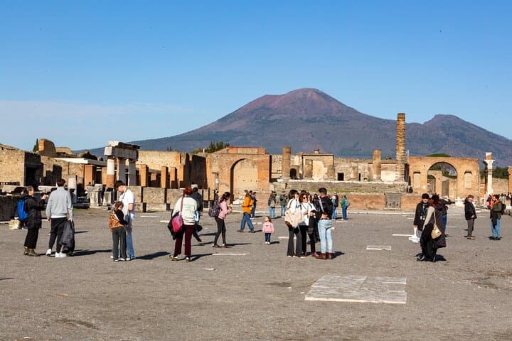 Full-Day Amalfi Coast and Pompeii Small Group Tour from Naples