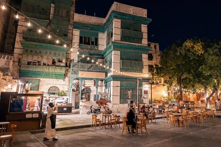 Jeddah Gems: BOA Beach Relaxation and Al-Balad Heritage Private Tour photo 5