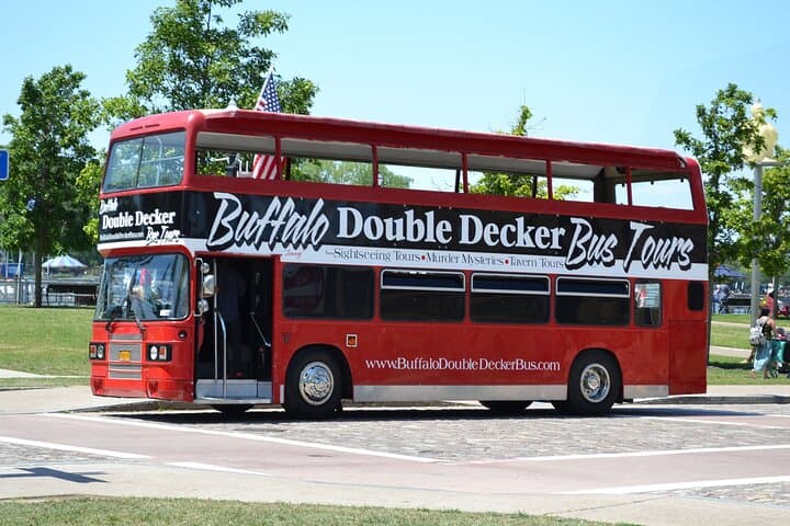 Buffalo Trivia Tour: Double-Decker Bus Game and Outer Harbor Sunset