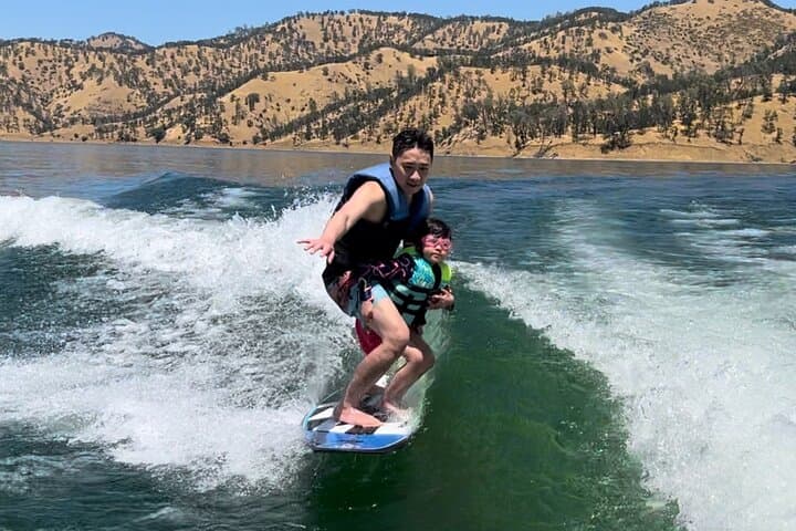 Lake Berryessa Wakeboarding, Wakesurfing & Boat Tour — Spanish Flat Full-Day Experience photo 4