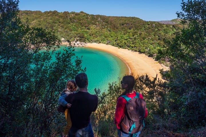 Abel Tasman Full-Day Hike & Cruise: Kaiteriteri to Torrent Bay