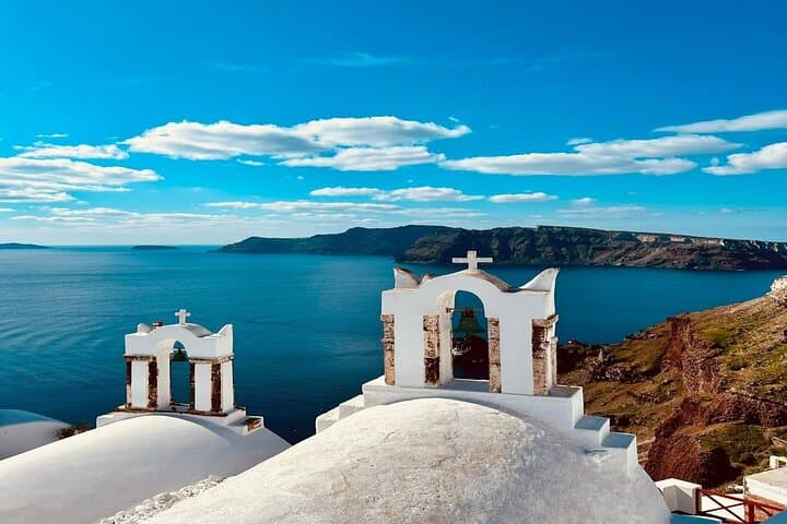 Santorini 5-Hour Private Highlight Tour — Oia, Caldera Views & Black Sand Beaches photo 3