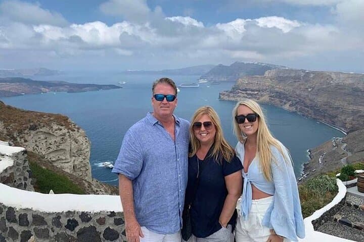 Santorini 5-Hour Private Highlight Tour — Oia, Caldera Views & Black Sand Beaches photo 4