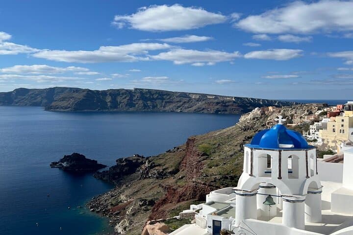 Santorini 5-Hour Private Highlight Tour — Oia, Caldera Views & Black Sand Beaches photo 2