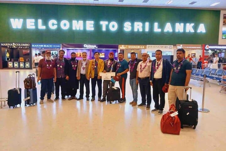 Weeklong Guided Sri Lankan Tour: Culture, Tea Country & Wildlife with Transfers