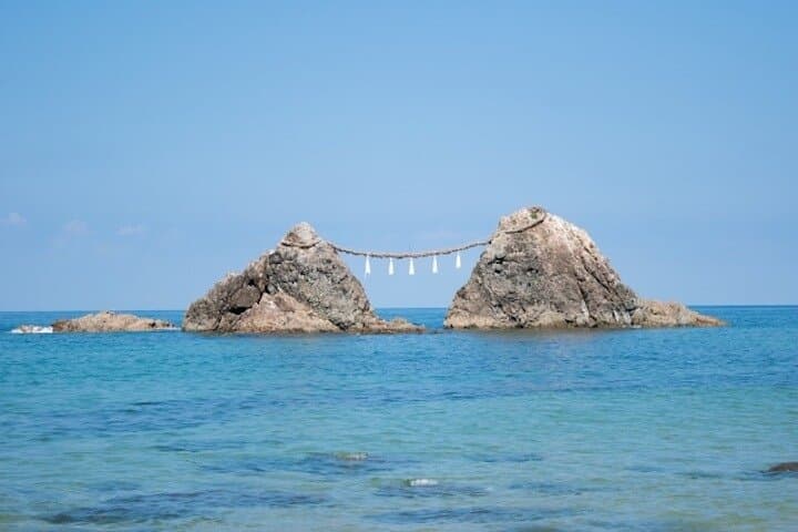 Photogenic Itoshima: A Custom Half-Day Coastal & Waterfall Photo Tour photo 3