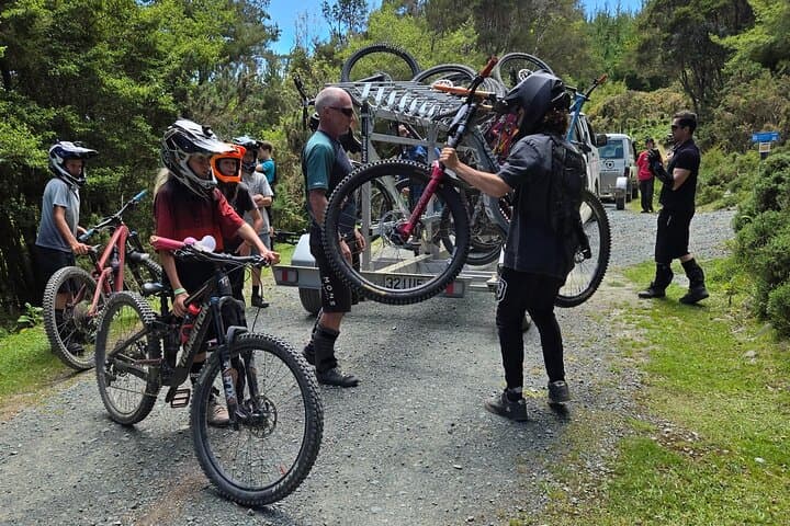 Nelson Private Half-Day Mountain Bike Shuttle — Tailored Shuttle Runs on Cable Bay & Fringed Hill photo 4