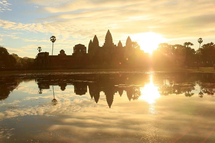Prasat Beng Mealea and Angkor Wat: 3-Day Angkor Ruins Tour from Siem Reap photo 1