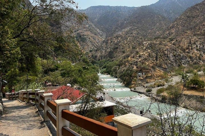 Tolantongo Hot Springs Private Tour — Day Trip from Mexico City to the Grutas photo 6