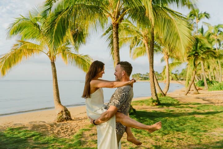 Oahu Pro Photoshoot — Magic Island & Kahala Beach Portrait Session photo 6