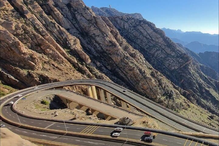 Taif Panoramic Peaks, Rose Farms & Historic Al-Balad Day Tour photo 3