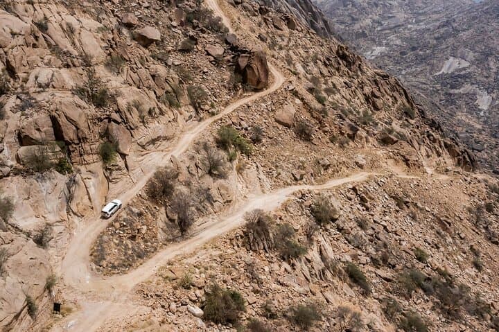 Hike Mount Soudah: Saudi Arabia’s Highest Peak via Ancient Trails photo 2