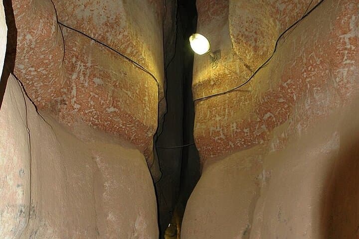 Al Ahsa Oasis UNESCO Private Tour: Palaces, Souks, and Al-Qarah Mountain photo 3