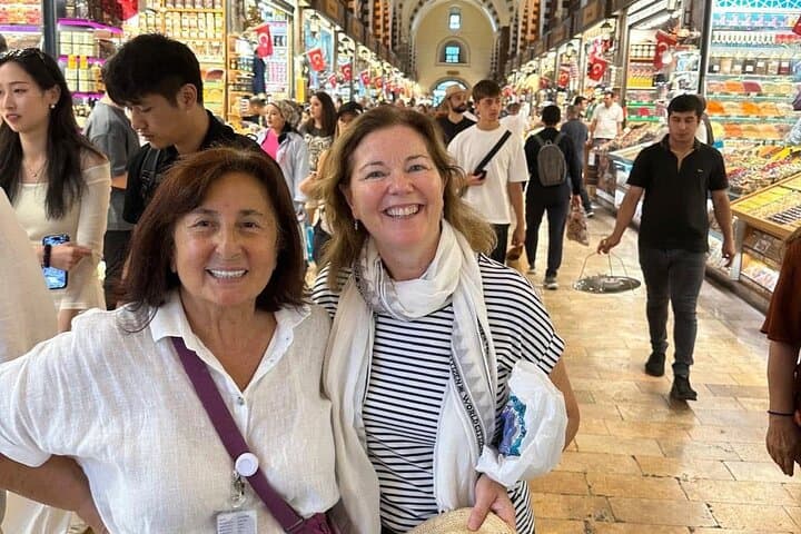 Istanbul City Tour with Grand Bazaar Rooftop — Hagia Sophia, Topkapi & Sultanahmet Views photo 3