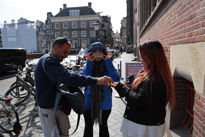 Liberal Amsterdam: Walk the Human Side of the City (Small Groups) photo 4
