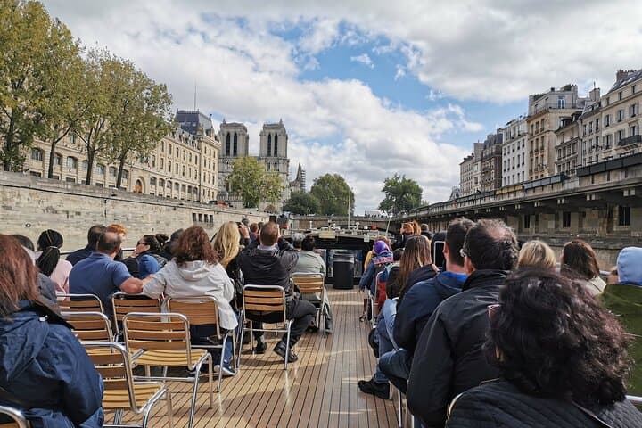 Latin Quarter Walking Tour Paris — Sorbonne, Panthéon & Hidden Courtyards