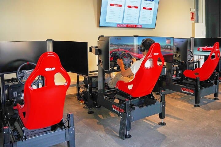 Barcelona Sim Racing: High-Speed Simulator Sessions in the City photo 2