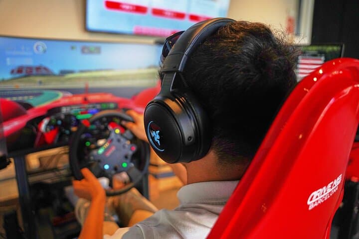 Barcelona Sim Racing: High-Speed Simulator Sessions in the City photo 4