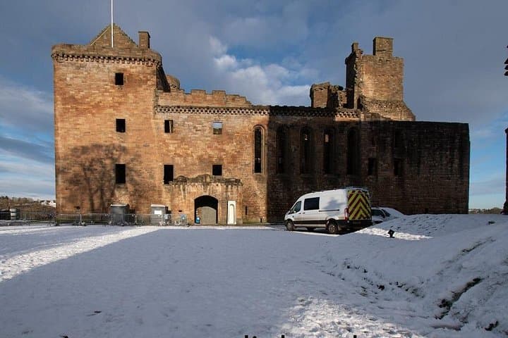 Half-Day Outlander Tour to Lallybroch (Midhope Castle) & Hopetoun House from Edinburgh photo 4