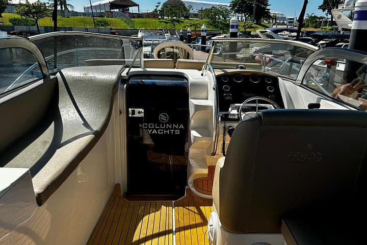 Private Boat Tour in Rio de Janeiro: Marina da Glória to Sugarloaf & Red Beach photo 4