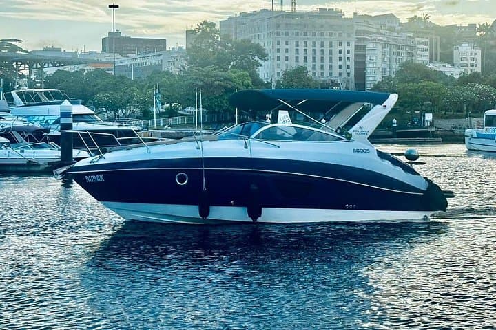Private Boat Tour in Rio de Janeiro: Marina da Glória to Sugarloaf & Red Beach photo 1