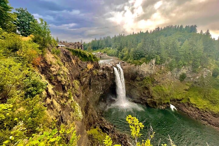 Snoqualmie Falls & Mountain Magic — Private Half-Day Escape from Seattle